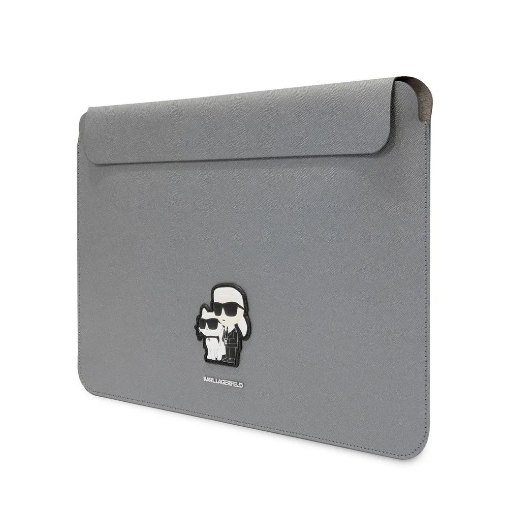 Чехол Lagerfeld Saffiano Sleeve NFT Karl & Choupette для ноутбуков 13"/14". Цвет: серебристый