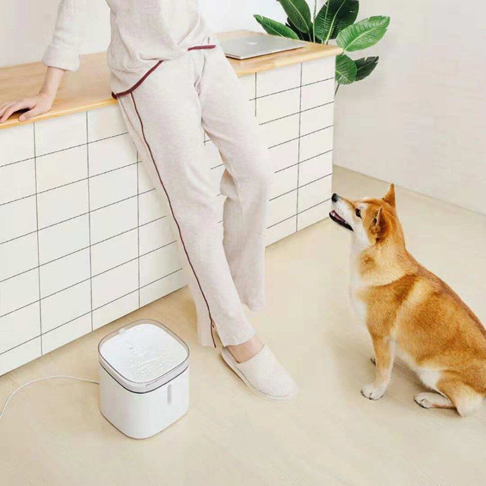 Поилка автоматическая Xiaomi Smart Pet Fountain. Цвет: белый